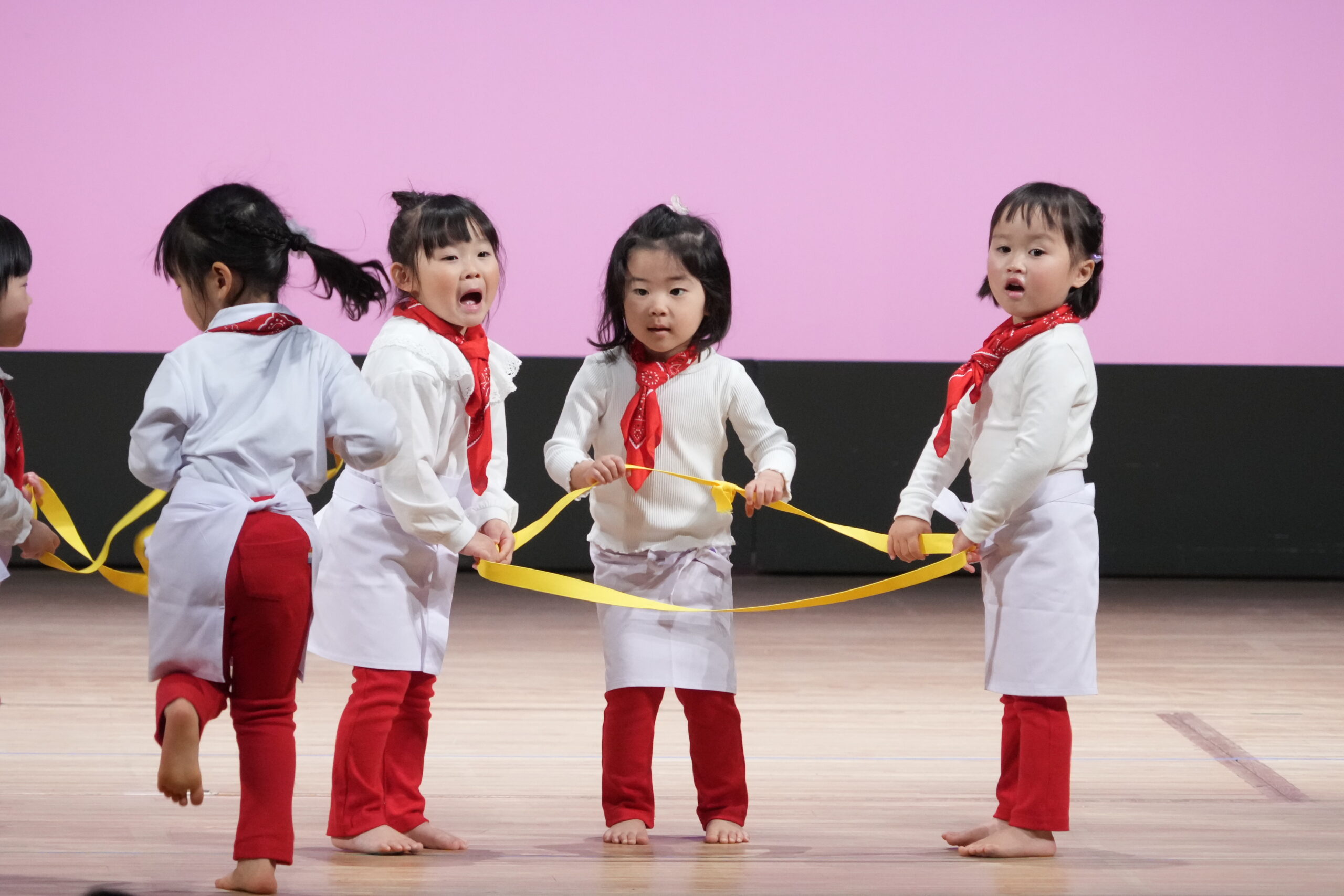 リトミック　0歳　２歳　３歳　１歳